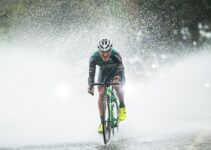 Cycling in the Rain: Essential Tips for Wet Weather Riding