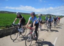 The Art of Group Riding: Tips for Cycling in a Peloton